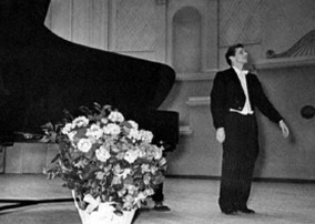 映画『グレン・グールド　天才ピアニストの愛と孤独』