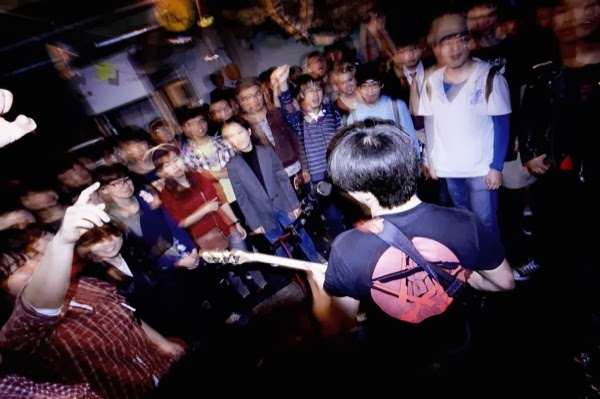 B-party51- (1)