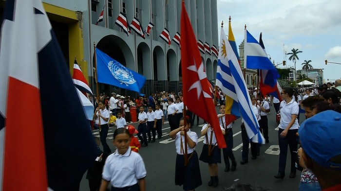 Costa Rican parade with UN flag
