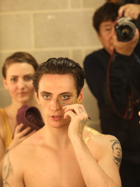 セルゲイ・ポルーニン 写真展『ビギニング・オブ・ジャーニー』 Polunin_gallery