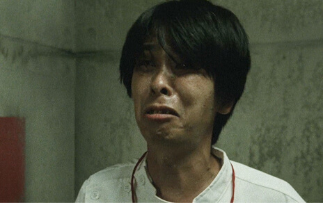 看護師・佐藤（森下能幸）